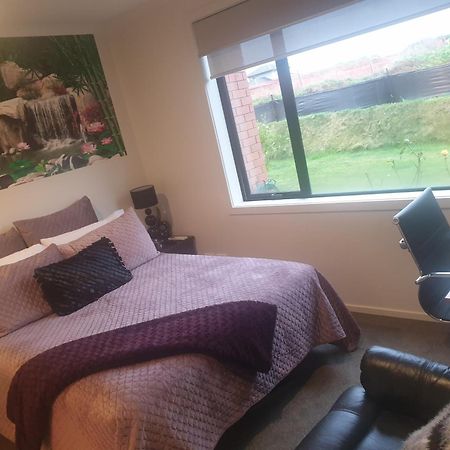 Ferienwohnung Bed N Breakfast On Pear Tree Lane Hamilton Zimmer foto